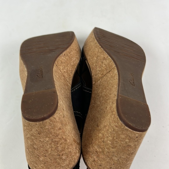 EUC CLARKS Aisley Tulip Wedge Sandal in Black 9.5 - Picture 10 of 10